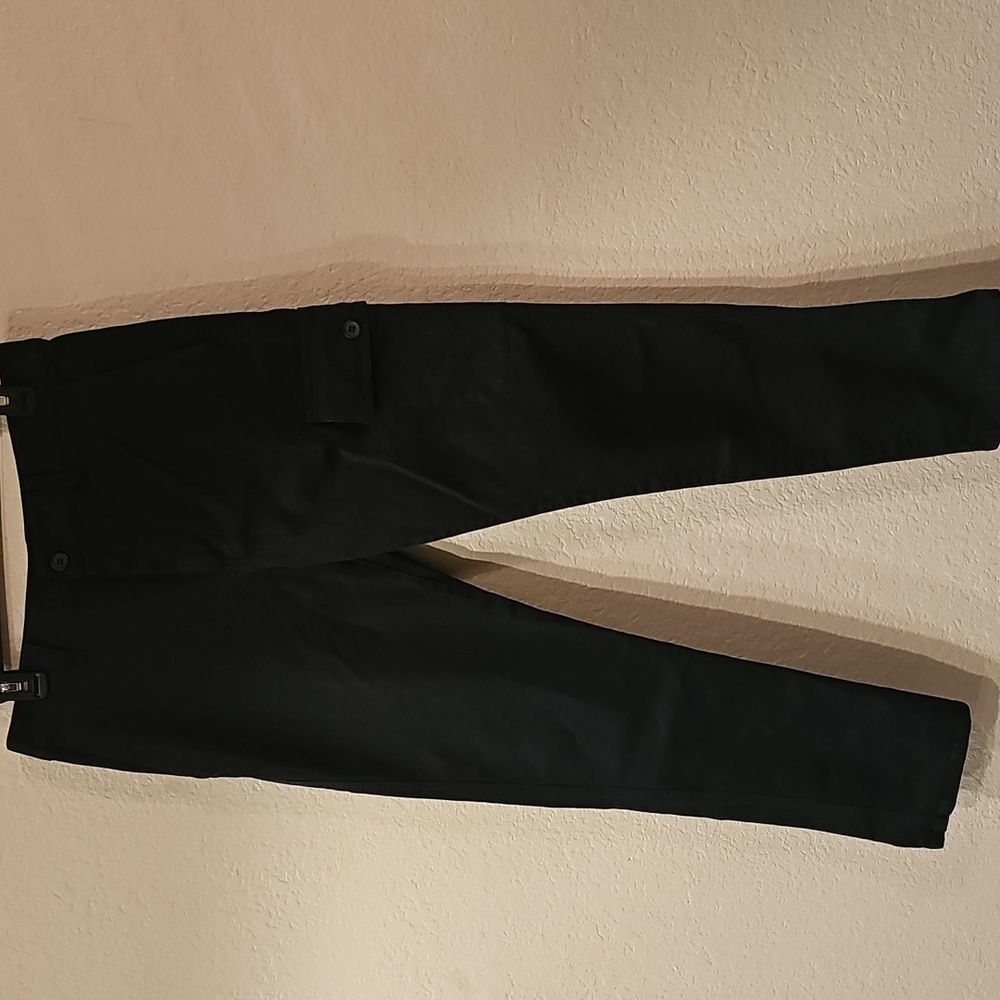 8Essential men’s cargo pants in a sleek dark navy blue Made In Italy - Small